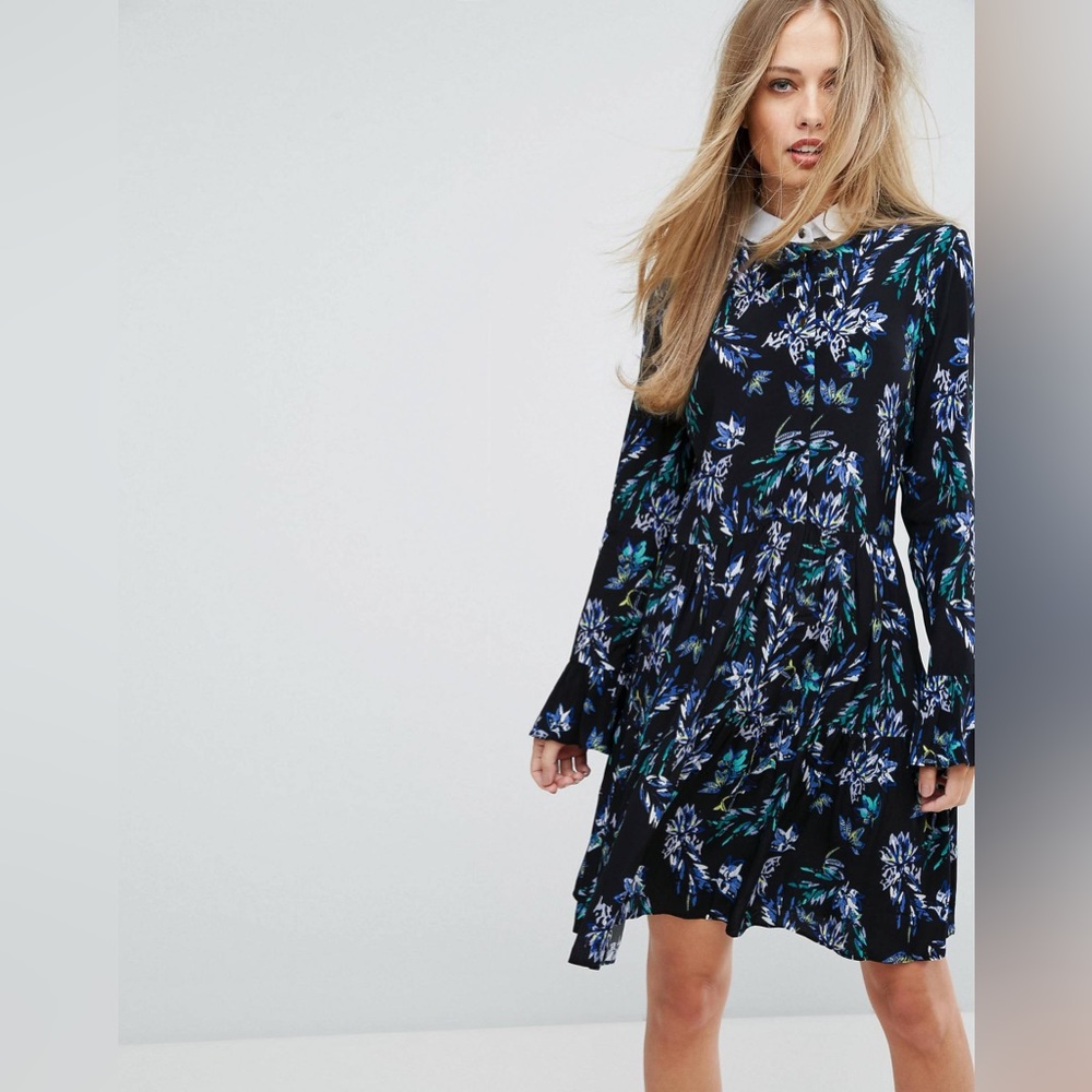 NWT CLOSETS London midi dress